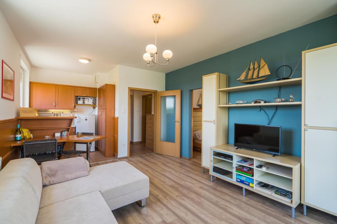 Myflat All-Season Apartment Шиофок Экстерьер фото