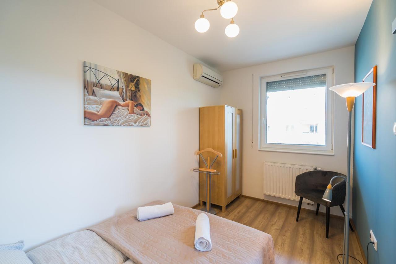 Myflat All-Season Apartment Шиофок Экстерьер фото